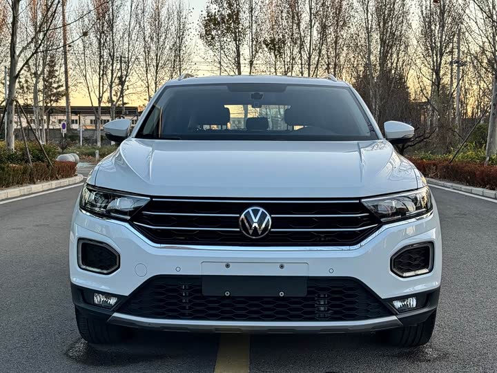 Фото 2 - Volkswagen T-Roc