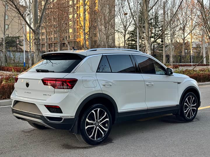Фото 6 - Volkswagen T-Roc