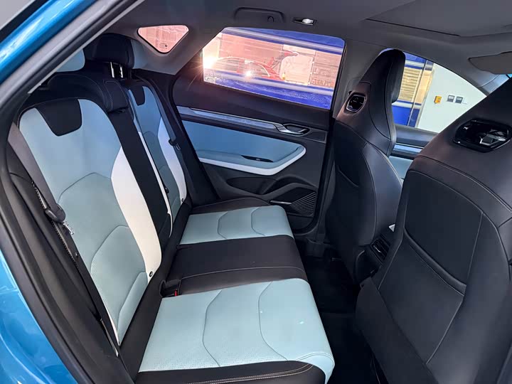 Фото 12 - Geely Emgrand GS