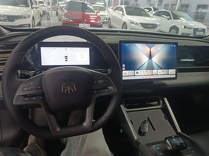 Фото 9 - BYD Qin L