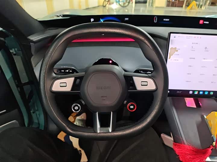 Фото 11 - Xiaomi YU7