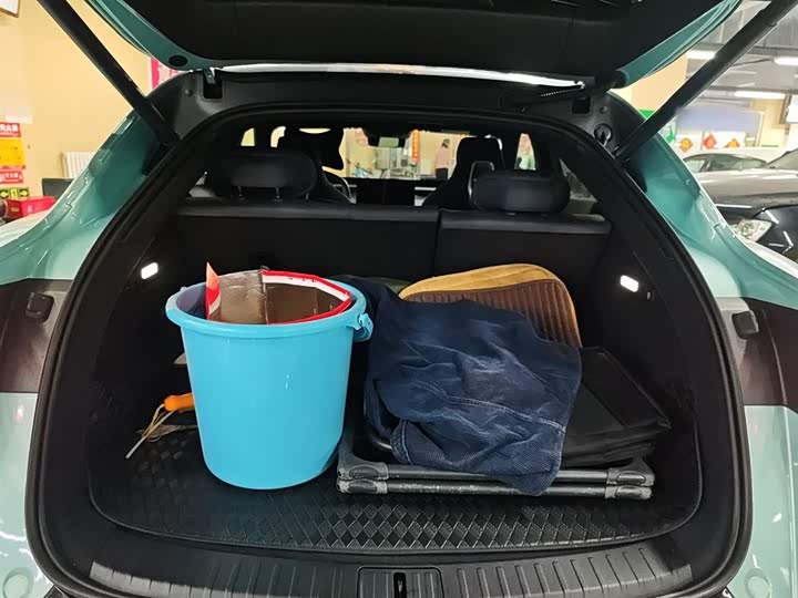 Фото 19 - Xiaomi YU7