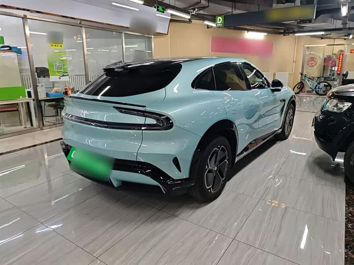 Фото 7 - Xiaomi YU7