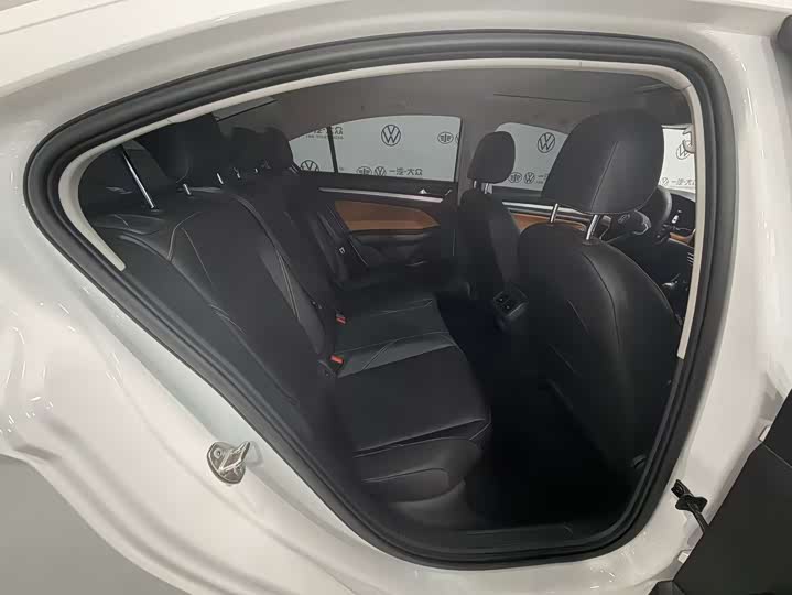 Фото 9 - Volkswagen Bora