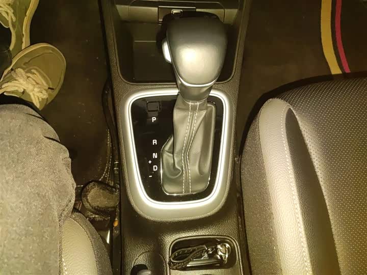 Фото 14 - Kia KX1