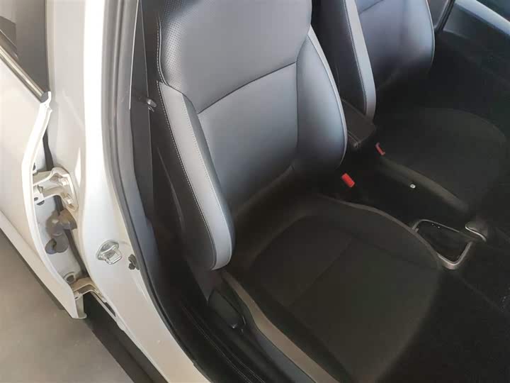 Фото 25 - Kia KX1