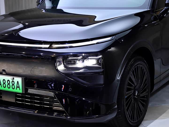 Фото 10 - XPeng G9