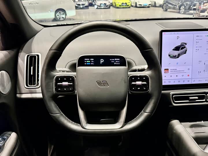 Фото 11 - LiXiang L7