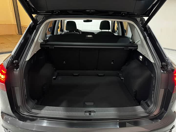 Фото 18 - Volkswagen Tayron