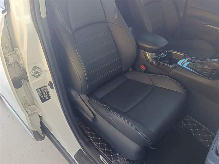 Фото 25 - Toyota Wildlander