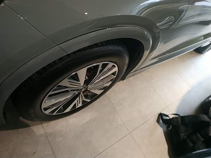 Фото 23 - Audi Q4 e-tron