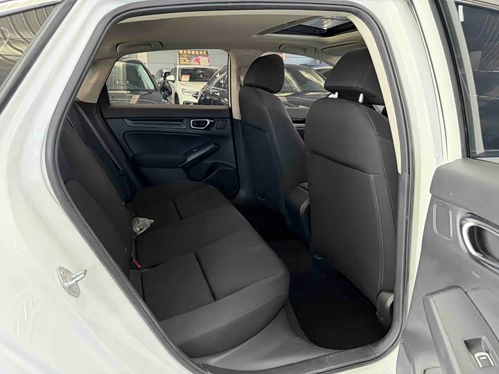 Фото 15 - Honda Civic