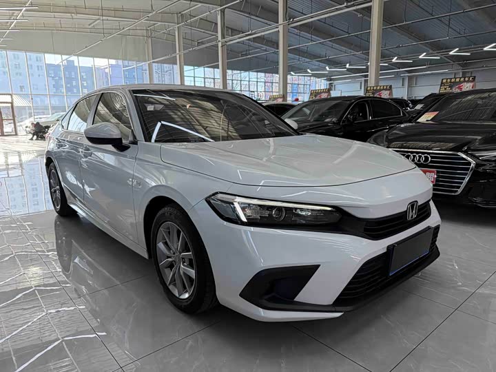 Фото 3 - Honda Civic