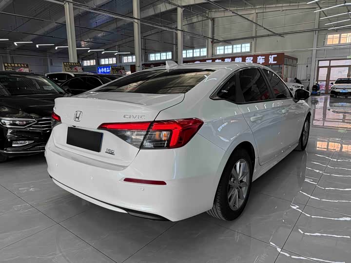 Фото 4 - Honda Civic