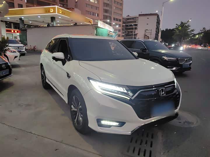 Фото 4 - Honda UR-V