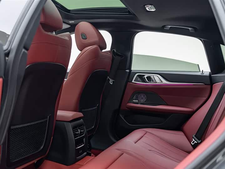 Фото 10 - BMW 4 Series