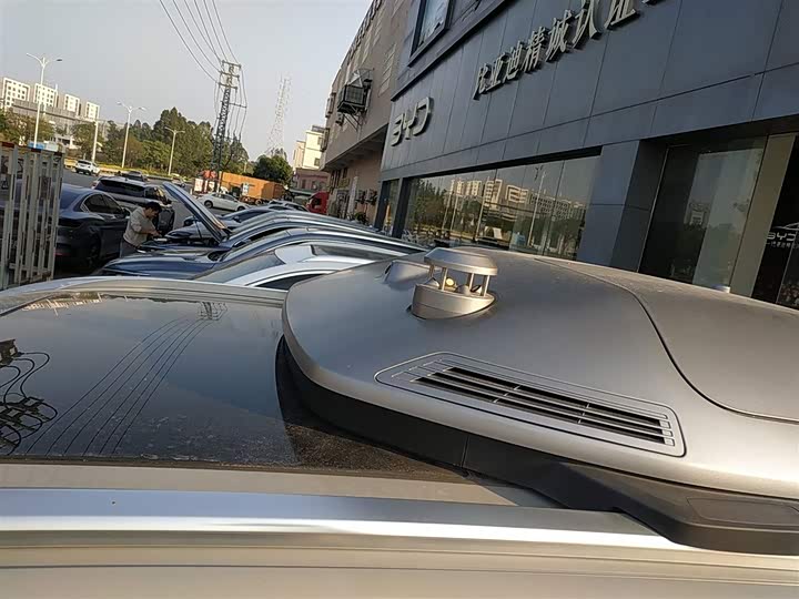 Фото 27 - BYD Sea Lion 07 DM-i Hybrid