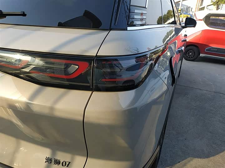 Фото 8 - BYD Sea Lion 07 DM-i Hybrid