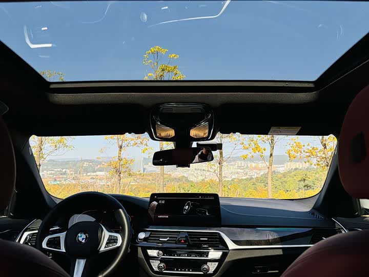 Фото 13 - BMW 5 Series