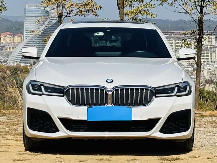 Фото 2 - BMW 5 Series