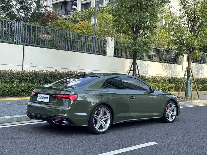Фото 4 - Audi A5