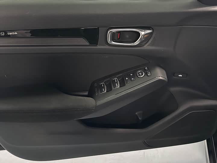 Фото 12 - Honda Integra