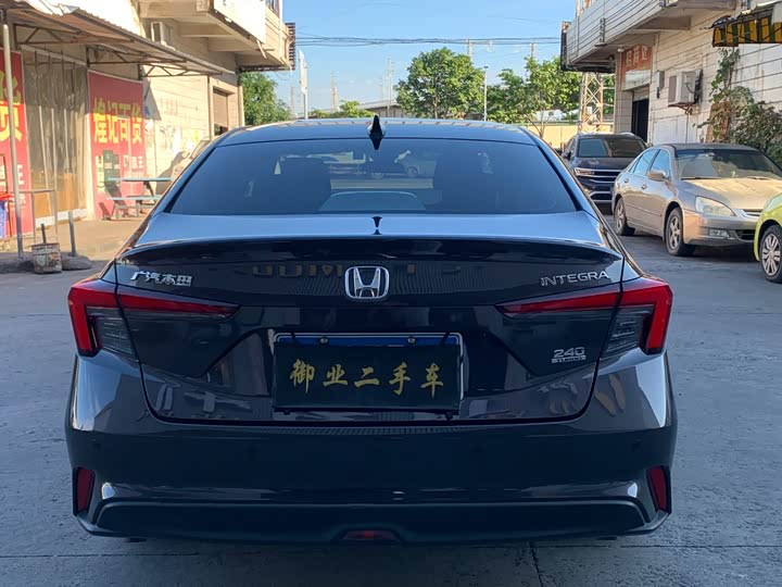 Фото 8 - Honda Integra