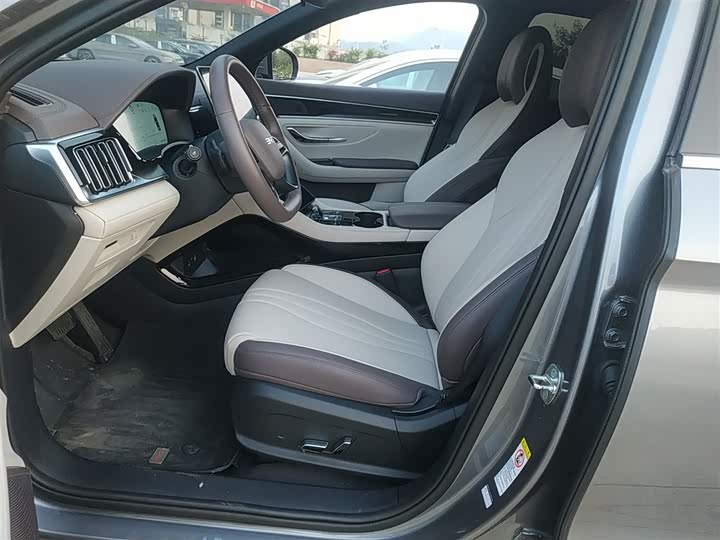 Фото 15 - BYD Song Plus Hybrid/EV