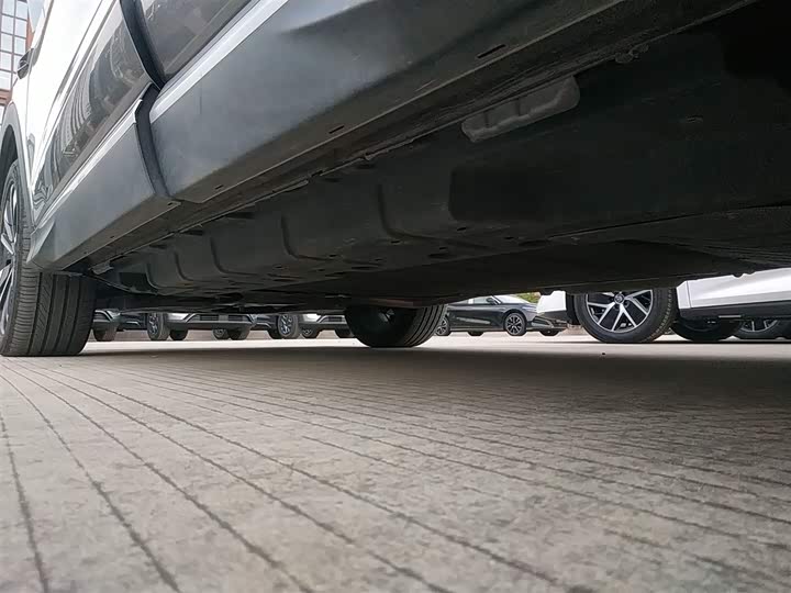 Фото 22 - BYD Song Plus Hybrid/EV