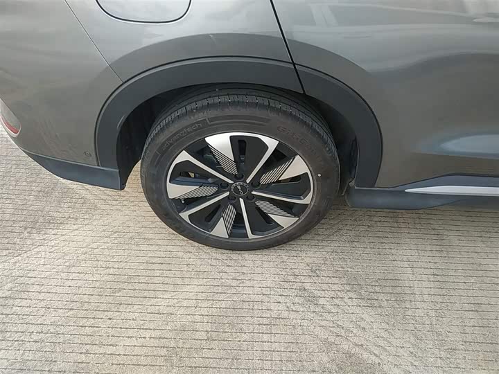 Фото 26 - BYD Song Plus Hybrid/EV