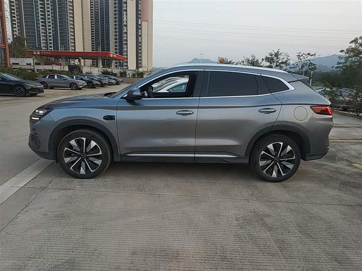 Фото 5 - BYD Song Plus Hybrid/EV