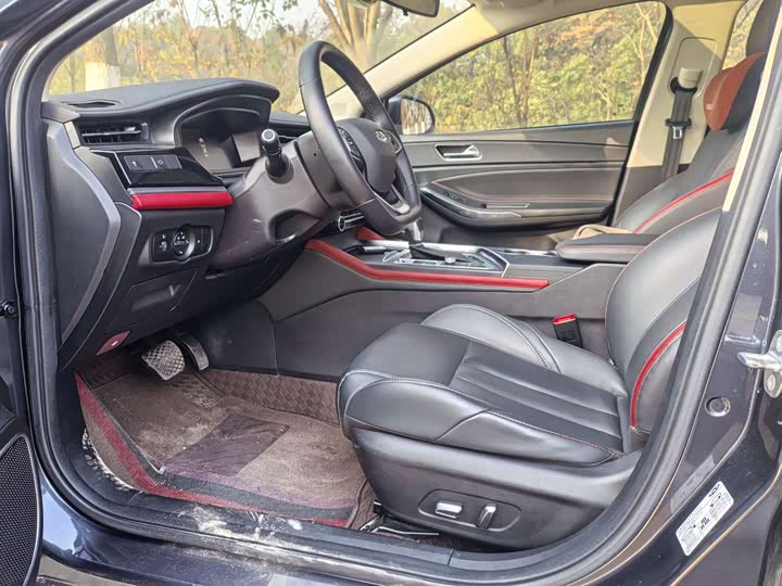 Фото 4 - Chery Omoda S5 (Arrizo 5 Plus)