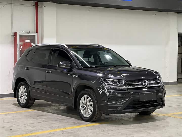 Фото 3 - Volkswagen Tharu