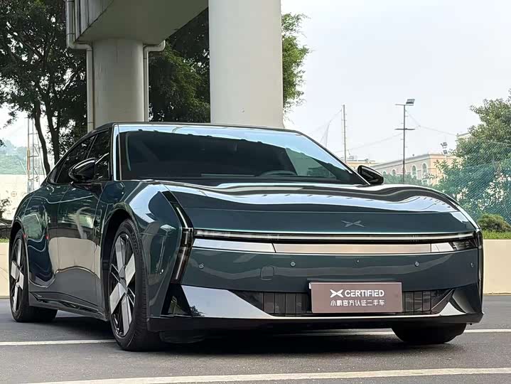 Фото 3 - XPeng P7