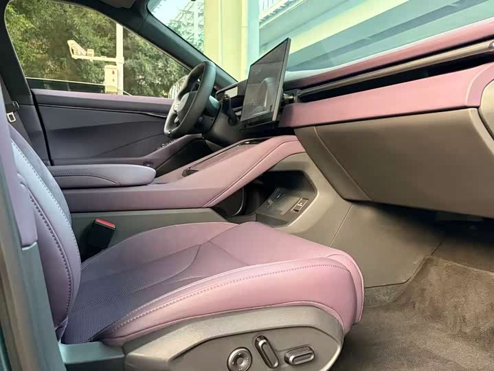 Фото 5 - XPeng P7