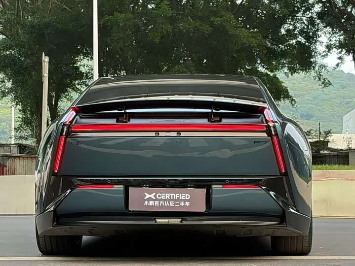 Фото 8 - XPeng P7