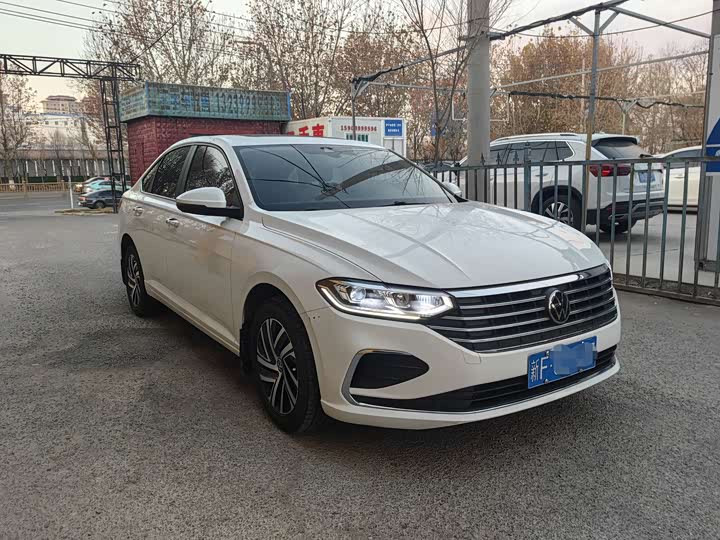 Фото 3 - Volkswagen Lavida