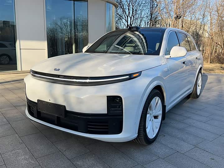 Фото 1 - LiXiang L7