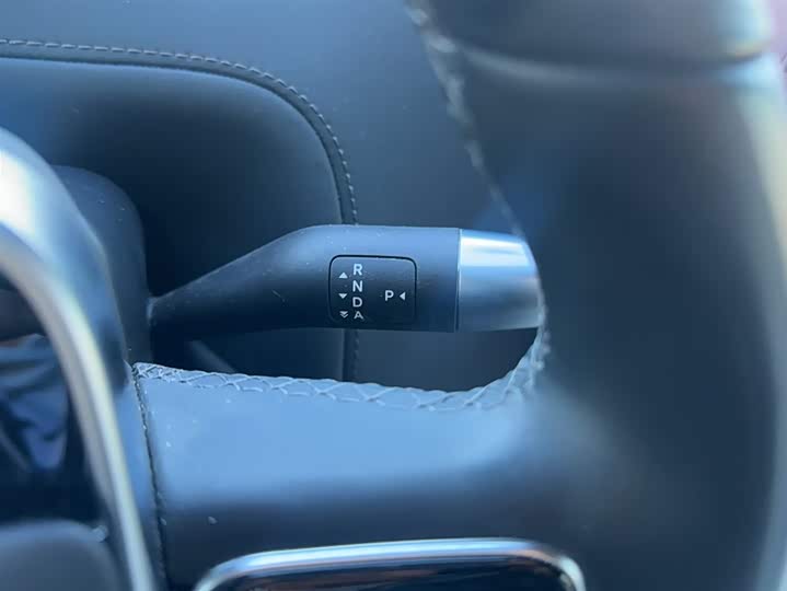 Фото 8 - LiXiang L7