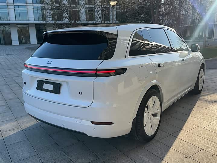 Фото 9 - LiXiang L7