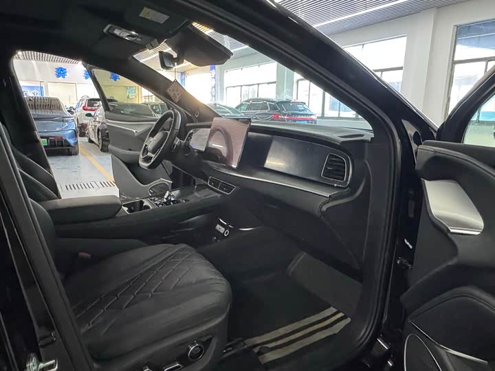 Фото 13 - BYD Sea Lion 07 EV