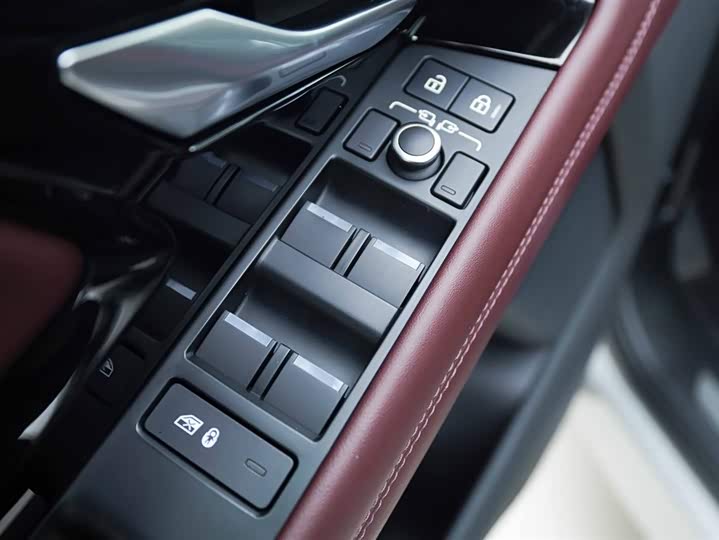 Фото 11 - Land Rover Range Rover Evoque L