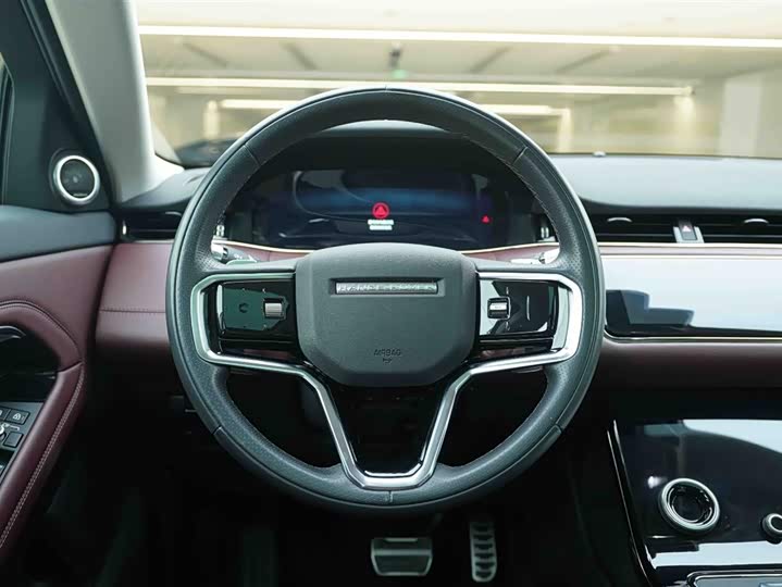 Фото 18 - Land Rover Range Rover Evoque L
