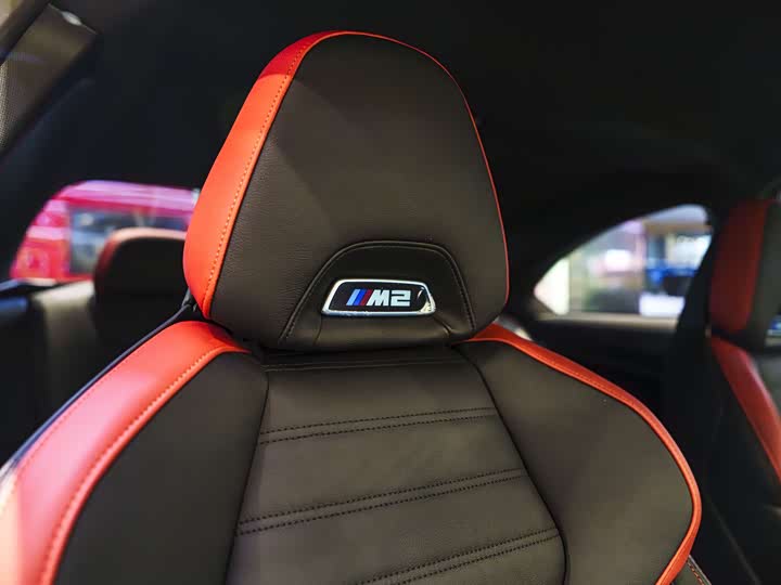 Фото 21 - BMW M2