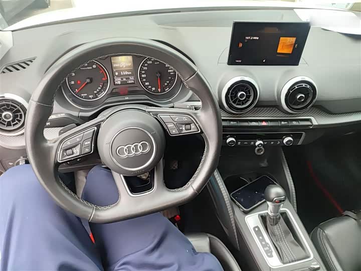 Фото 10 - Audi Q2L