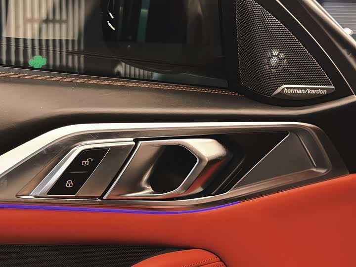 Фото 14 - BMW M4