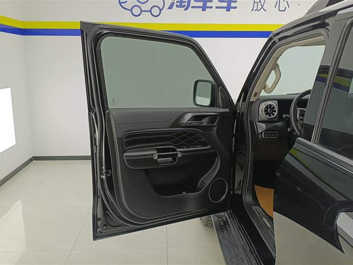 Фото 7 - Tank 300