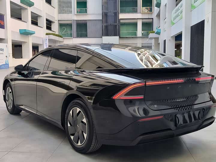 Фото 6 - XPeng F57