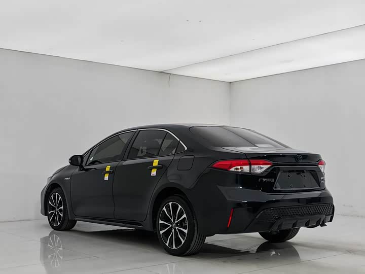 Фото 4 - Toyota Levin