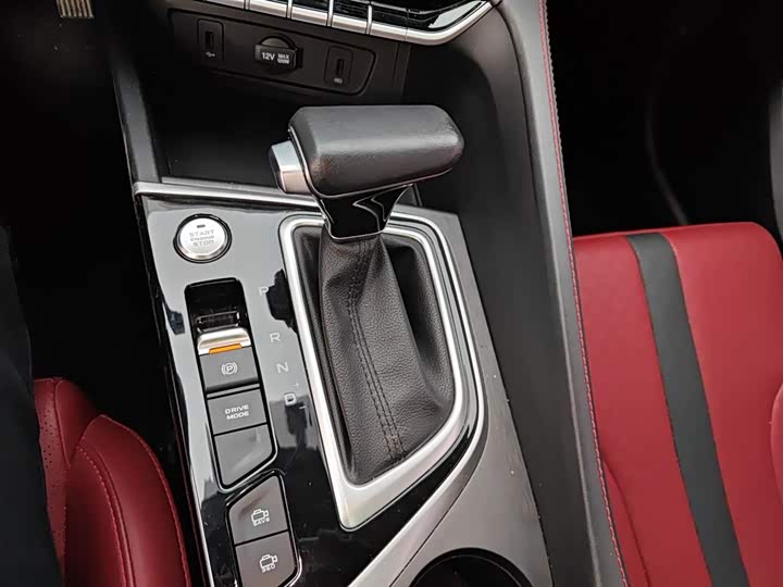 Фото 14 - Changan Eado Plus